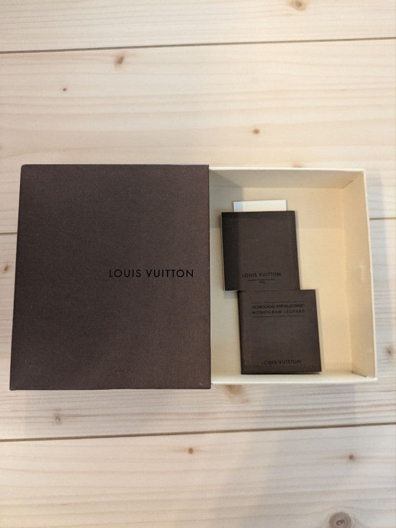 Louis Vuitton レオパード 小銭入れ