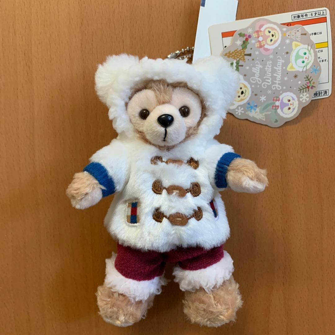 ウィンターホリデー　ぬいぐるみバッジ　ダッフィー 東京ディズニーシー タグ付き