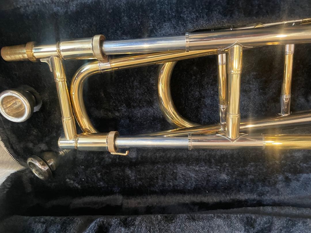 美品　Maxtone トロンボーン 本体とマウスピース2個