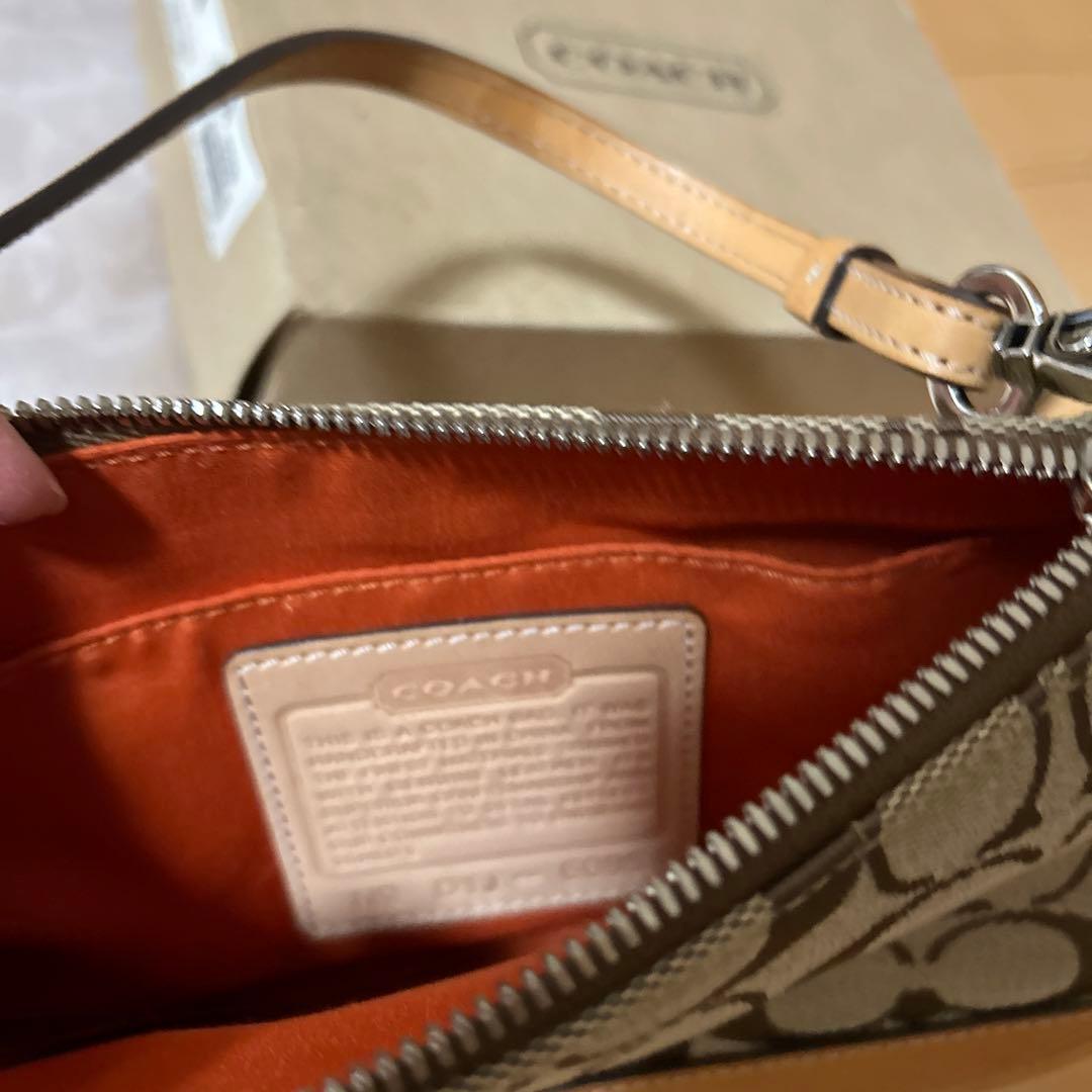 coach ハンドバッグ　シグネチャーデミポーチ