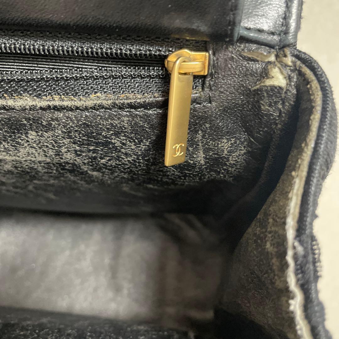 CHANEL ブラック ナイロン ショルダーバッグ　チョコバー