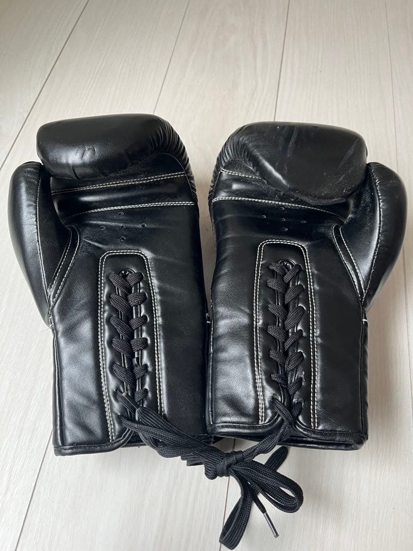 EVERLAST スケルトンデザイン ボクシンググローブ 紐 スカル