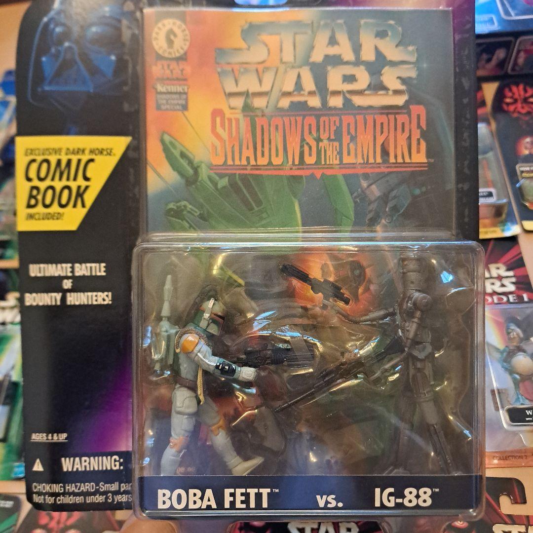 最終値下げ！スター・ウォーズ フィギュアセット(右上フィギュアのみ開封あり)