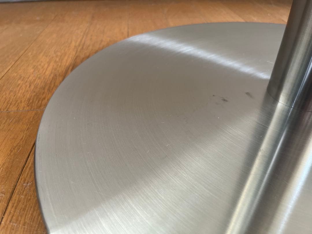 モダンスタイル　ガラステーブル　φ800 ミッドセンチュリー　ダイニング　カフェ