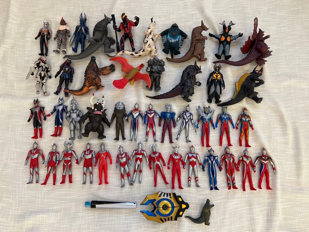 ウルトラマン、怪獣 ソフビ 44体まとめ売り L108402345 - 特撮人気