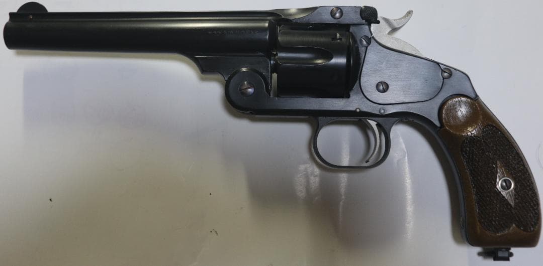 超希少　六研製　プラモデル 大日本帝国海軍3番型拳銃　無可動鑑賞用 合法品