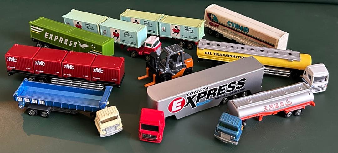 ロングトミカ トレーラー 色々セット
