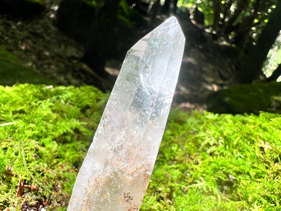 オンラインホビー・楽器・アート - 龍脈の精髄 水晶 静かなる光を宿す