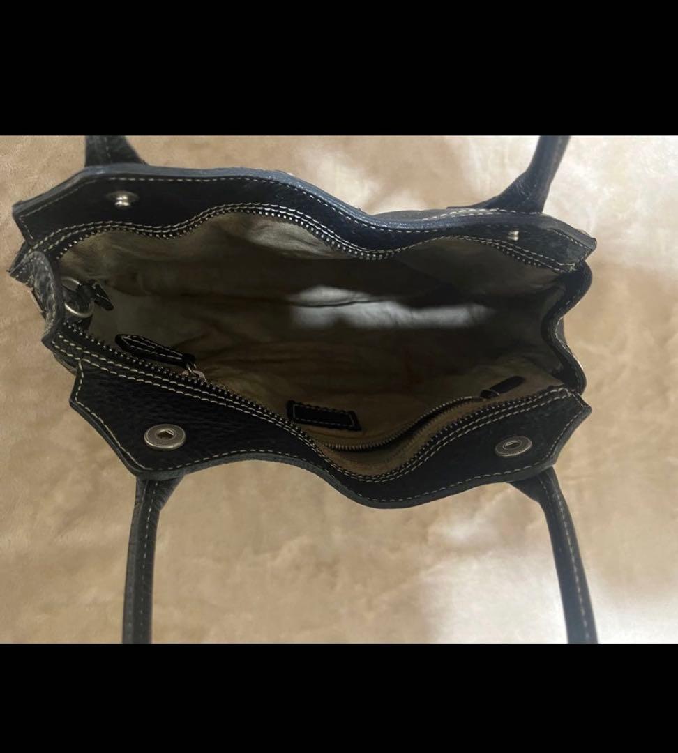 プラダ　ハンドバッグ　トートバッグ　レザー　黒【2026.1.7追記あり】