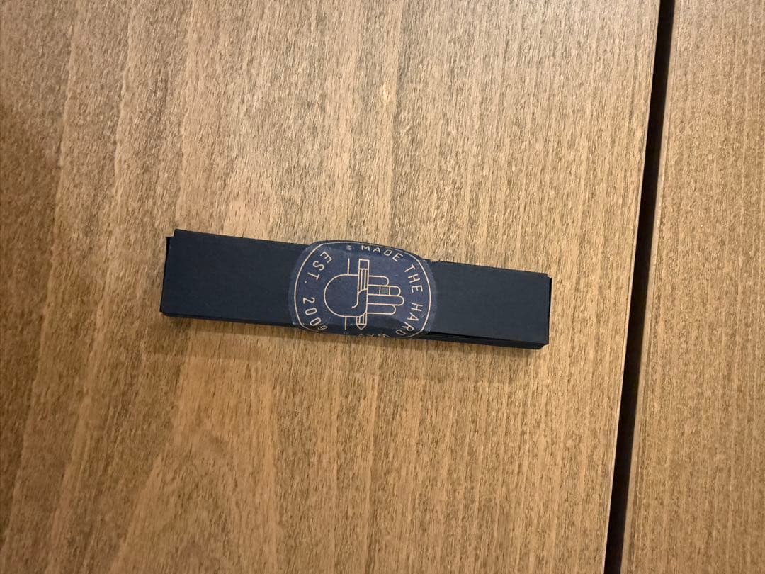 【GROVEMADE】Pen + Walnut Stand + Refills