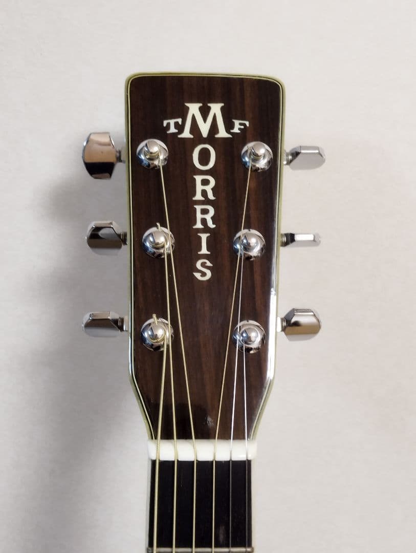 Morris W-50 1977年製 ハードケース付