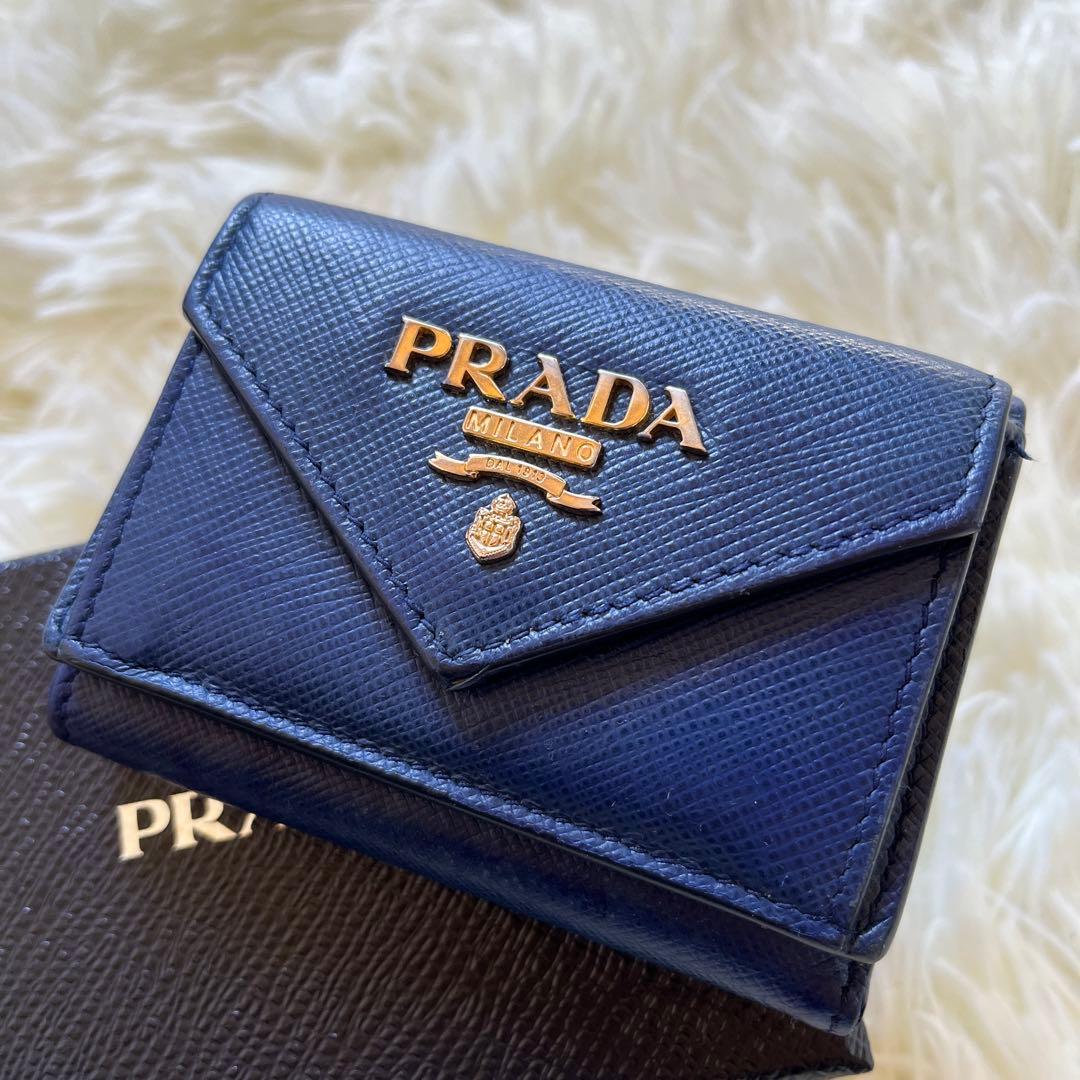 PRADA プラダ 三つ折り財布 サフィアーノレザー ネイビー ブルー