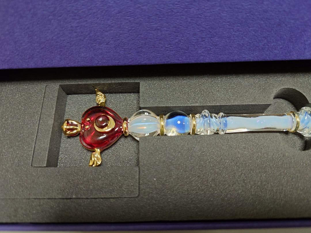 セーラームーン　限定　ガラスペン