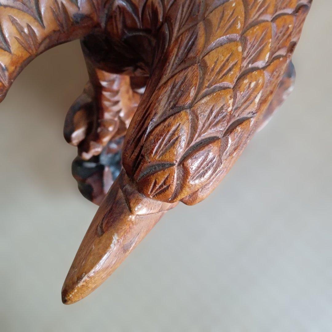 大型 木彫り 鷲 置物 一刀彫 彫刻芸術品 ヴィンテージ 民芸品