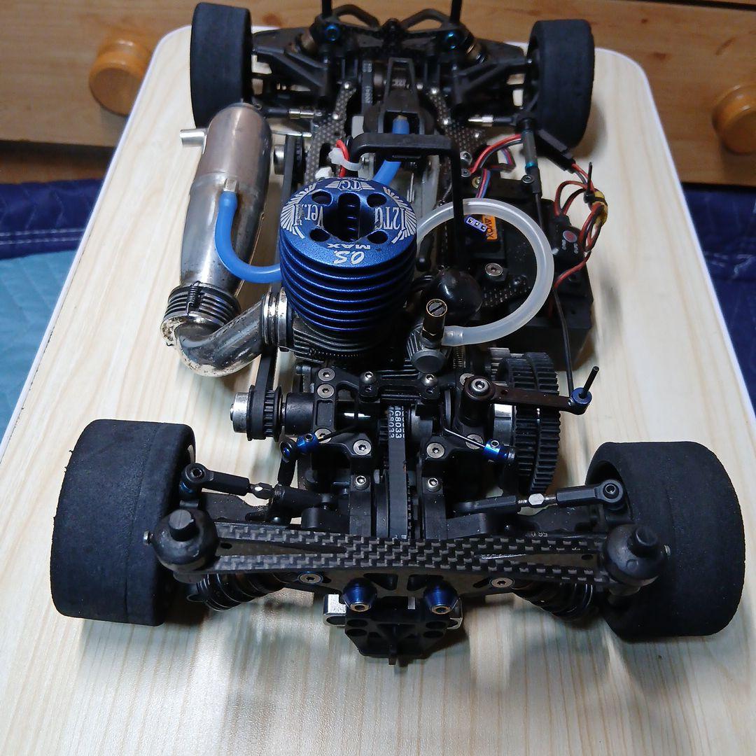 M*a様 ホビーラジコンカー京商R4エンジンカー