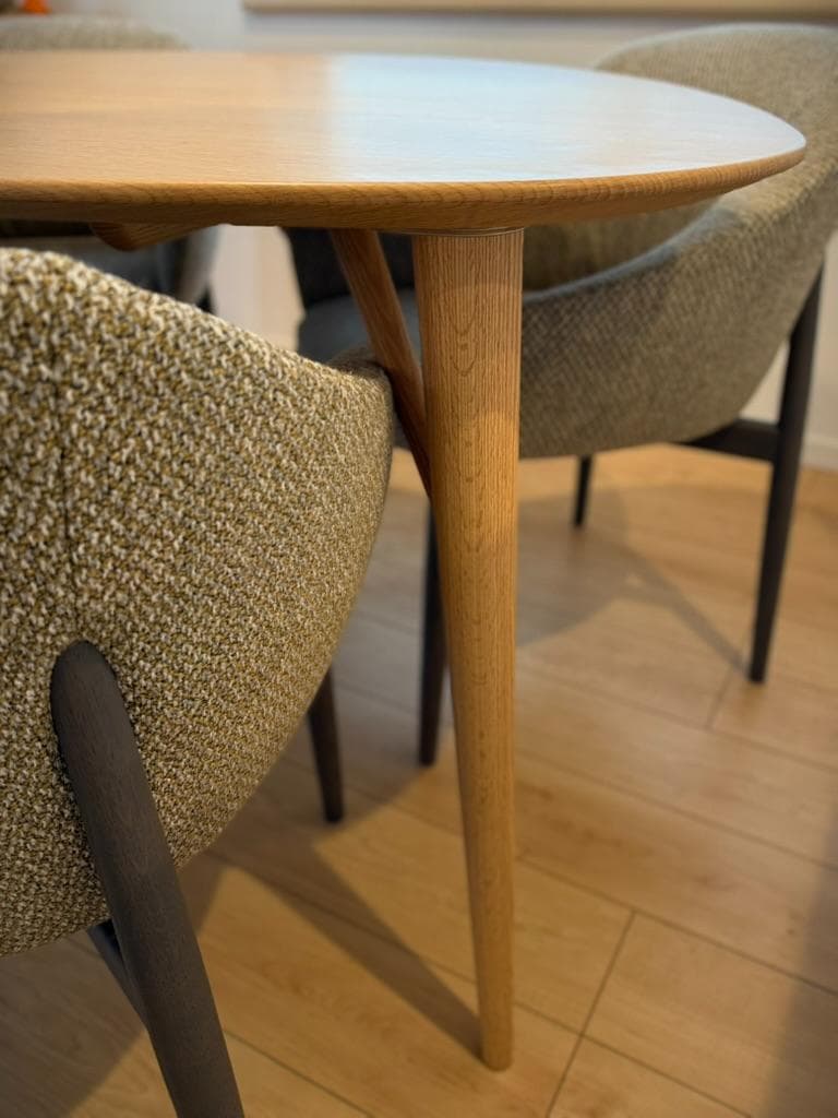 緊急値下げACTUSダイニングテーブル KULAUM オーク無垢材 幅160cm