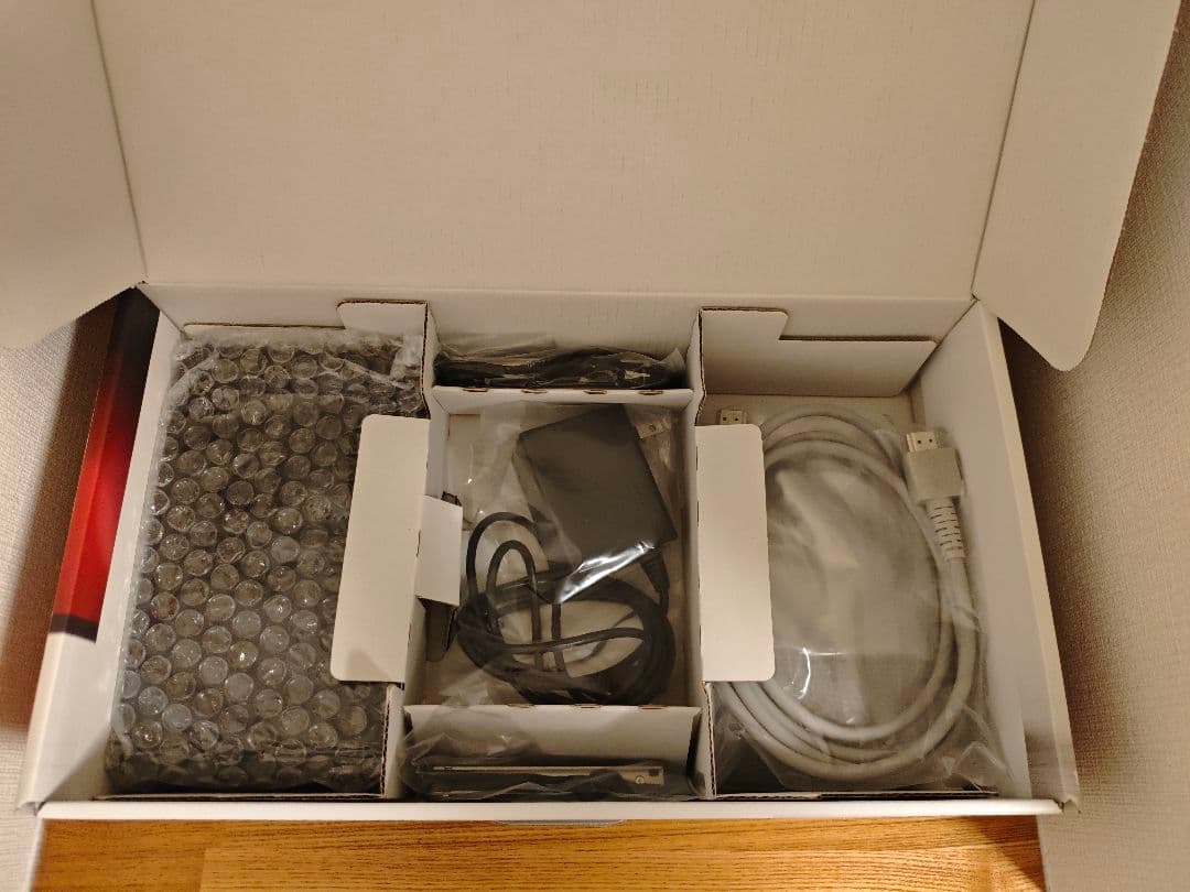 【美品】Nintendo Switch　本体　箱付き