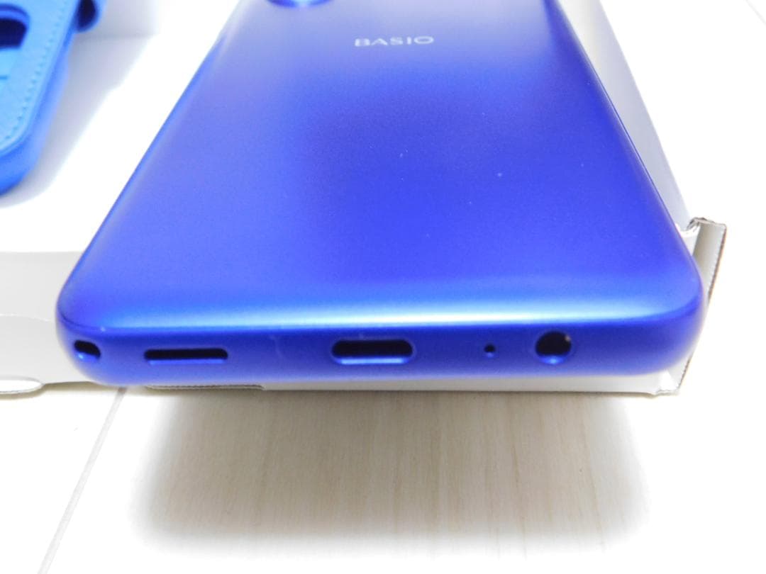 BASIO active3 青 本体 Android 新品に近い SIMフリー - メルカリ