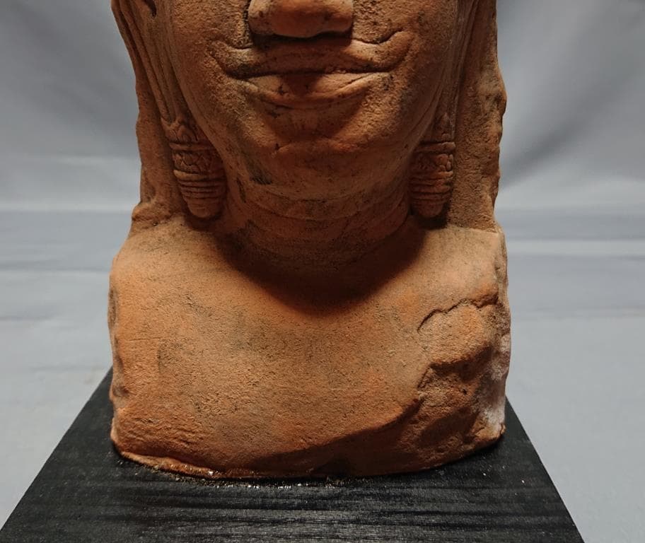 コレクター収集 タイ クメール仏像 頭部 台付の通販はau PAY