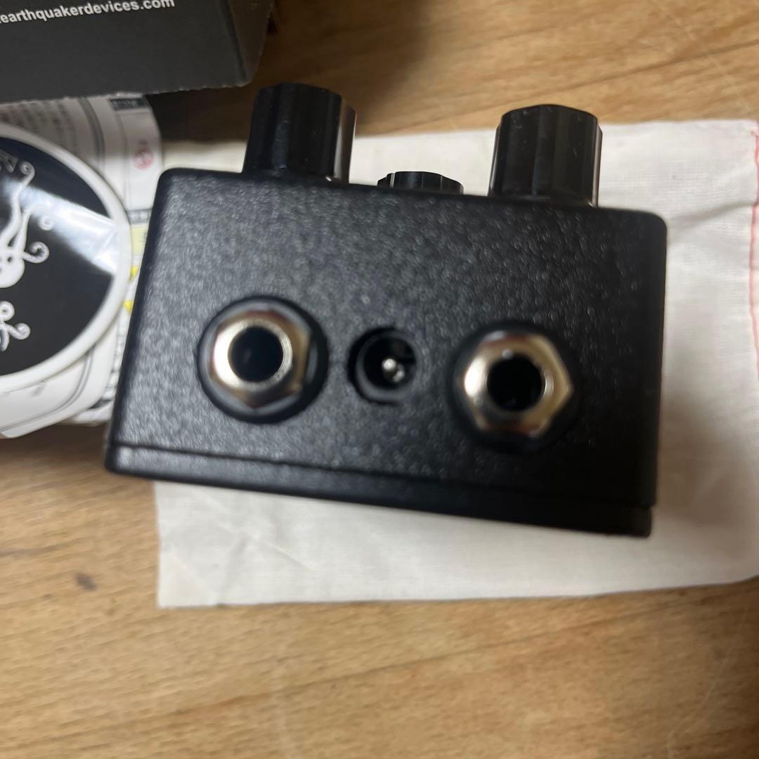 EarthQuaker Devices Black Ash ギターエフェクター