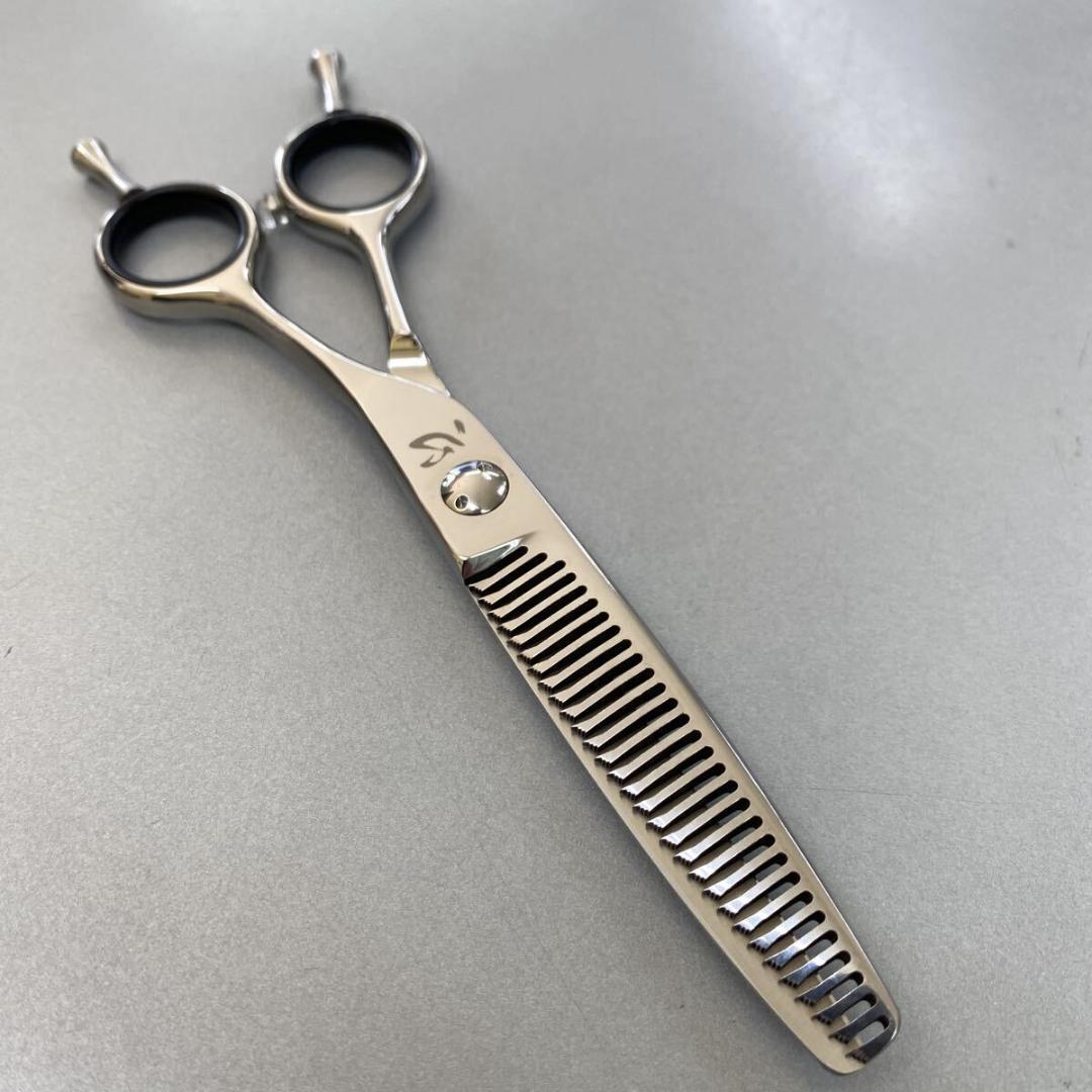 6インチセニングシザー 45% 新品未使用 理美容 美容師 理容師 - メルカリ