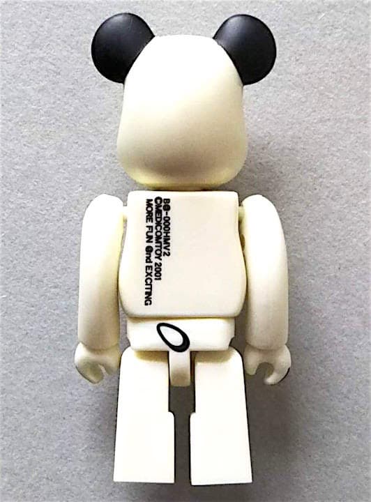 ☆極上 非売品☆『HMV』ベアブリック2nd☆キューブリック☆ソフビ☆bape