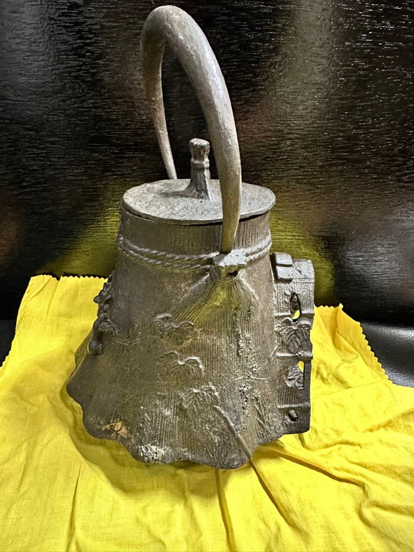 鉄瓶　鉄ピン　古美術　金属工芸