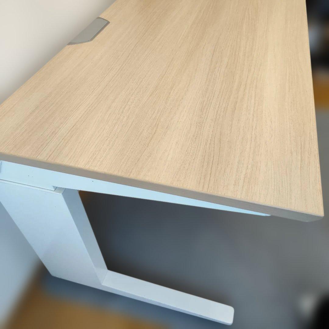 okamura オフィスデスク ナチュラルウッド 手動昇降式 - メルカリ