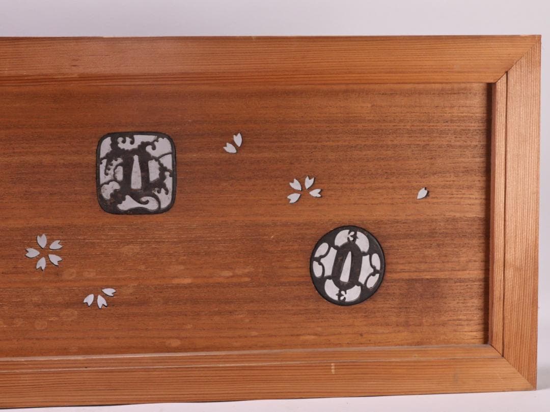 BK181　書院欄間　透かし彫り　さくら図　鍔象嵌　武具　刀剣 和室 茶室