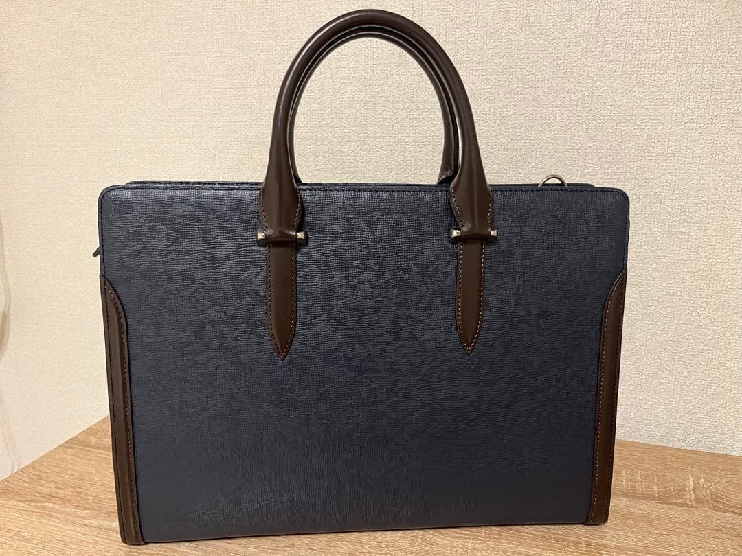 臣*様 TAKEO KIKUCHI ネイビー ビジネスバッグ