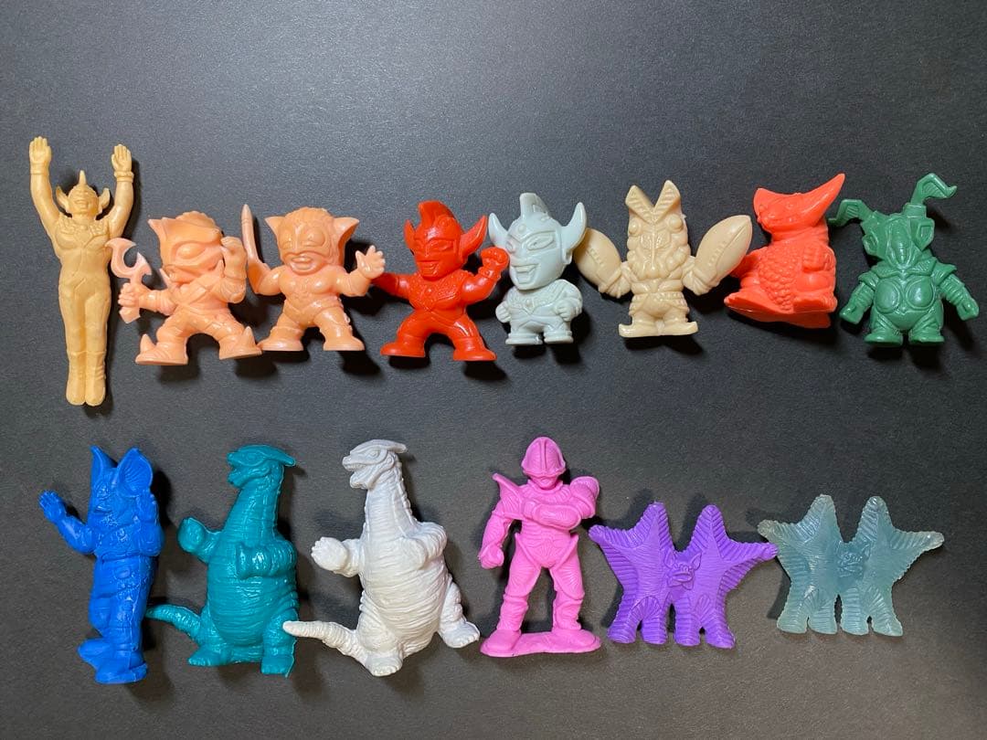 ウルトラマン ウルトラ怪獣 消しゴム 14体セット - メルカリ