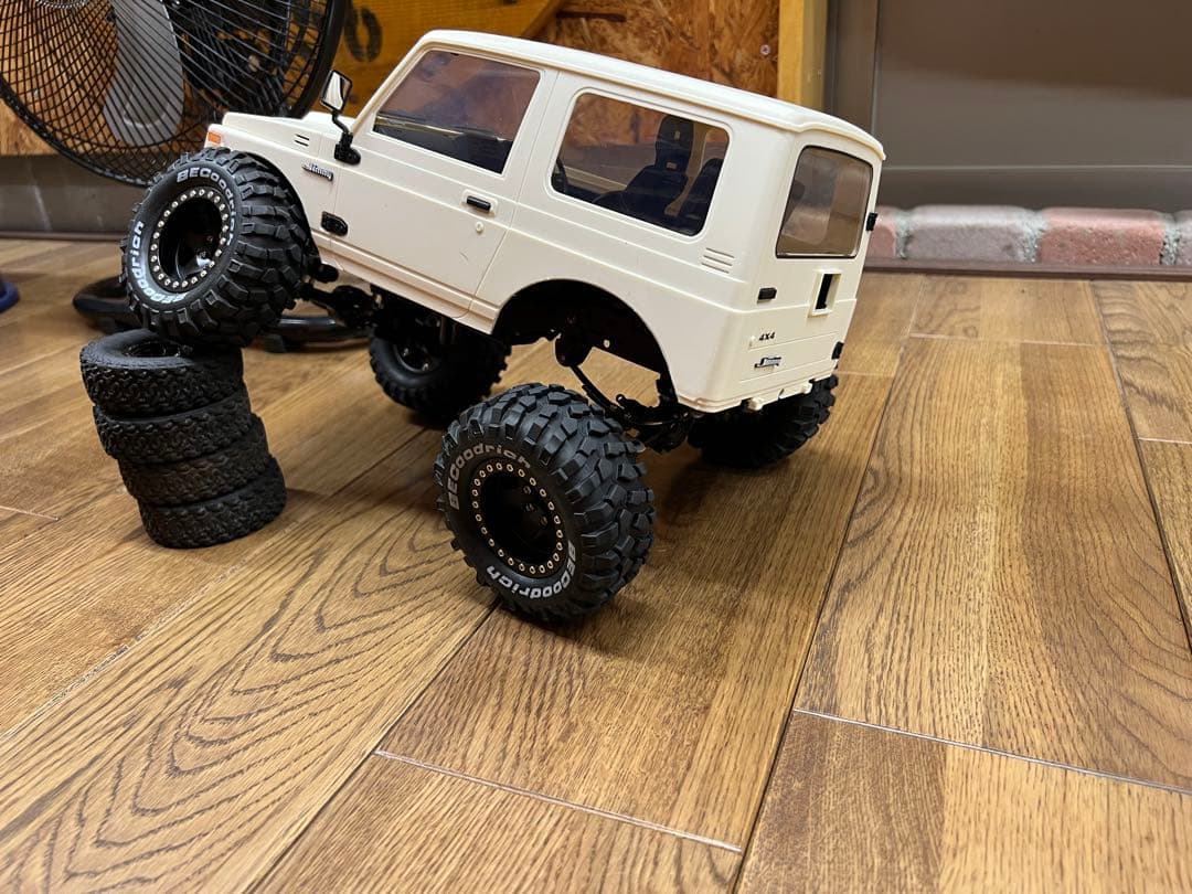 WPL JAPAN スズキ ジムニー ラジコン C-74 リフトアップ 深リム WPL