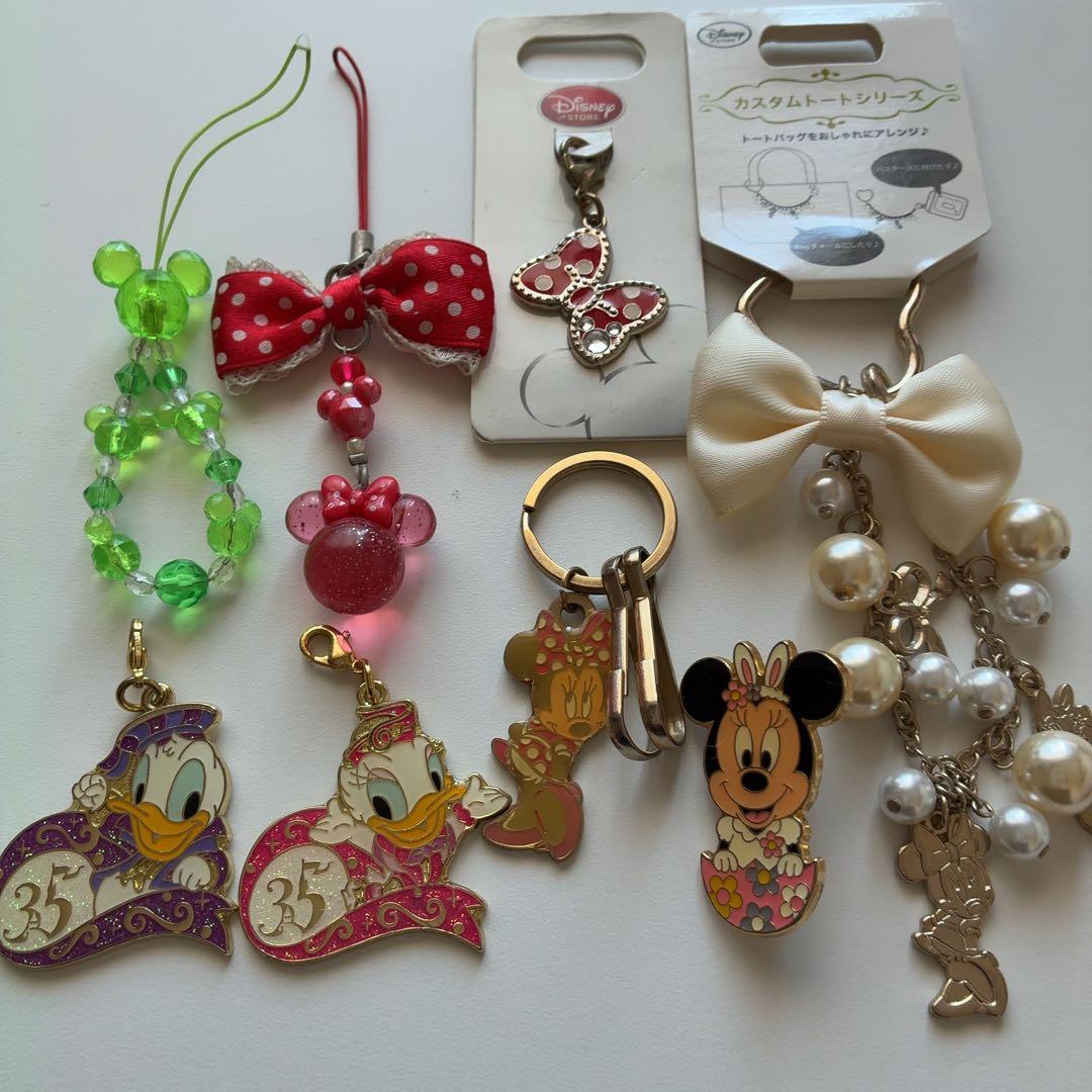 ディズニー キーホルダー8点セットまとめ売り - メルカリ