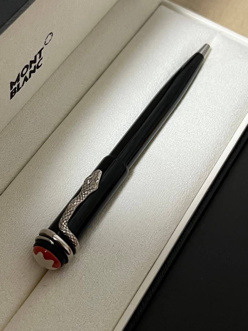 m*e様 モンブラン ヘリテイジコレクション ルージュ&ノワール ボールペン