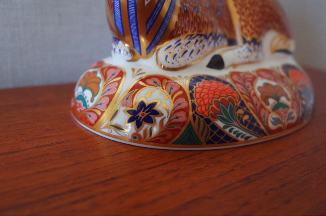 ロイヤルクラウンダービー／限定品フィギュリン／バンビ／鹿の置物