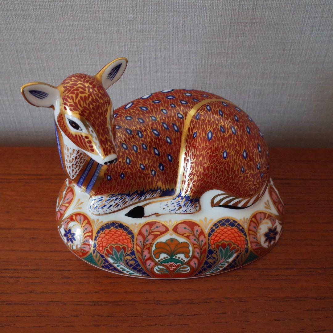 ロイヤルクラウンダービー／限定品フィギュリン／バンビ／鹿の置物