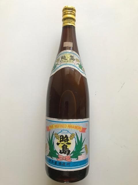 泡盛古酒 40年超え瓶熟成 伊平屋