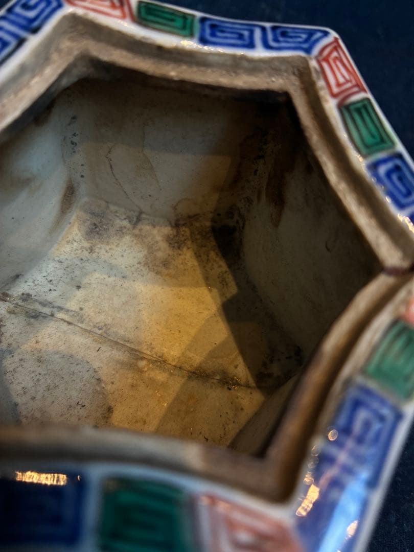 中国美術 香炉 大明萬暦年製 五彩 花と龍と鳳凰 六角香炉