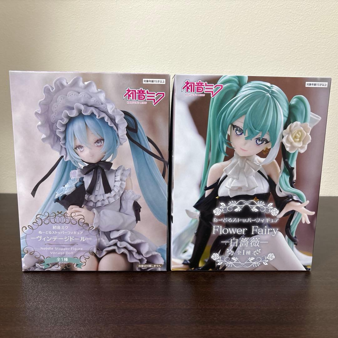 初音ミク フィギュアセット ヴィンテージドール &白薔薇 - メルカリ