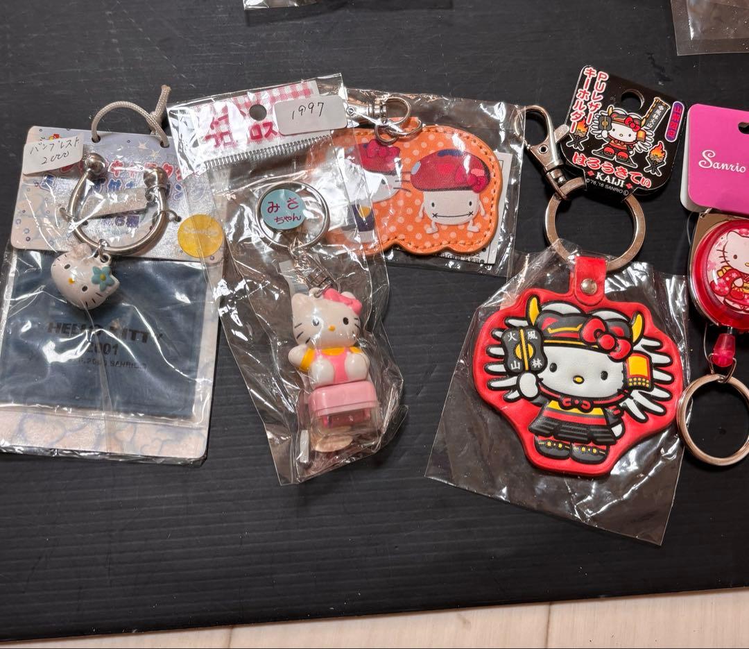 激レア、未開封多数！大量ご当地キティ ハローキティキーホルダーまとめ星座 温泉
