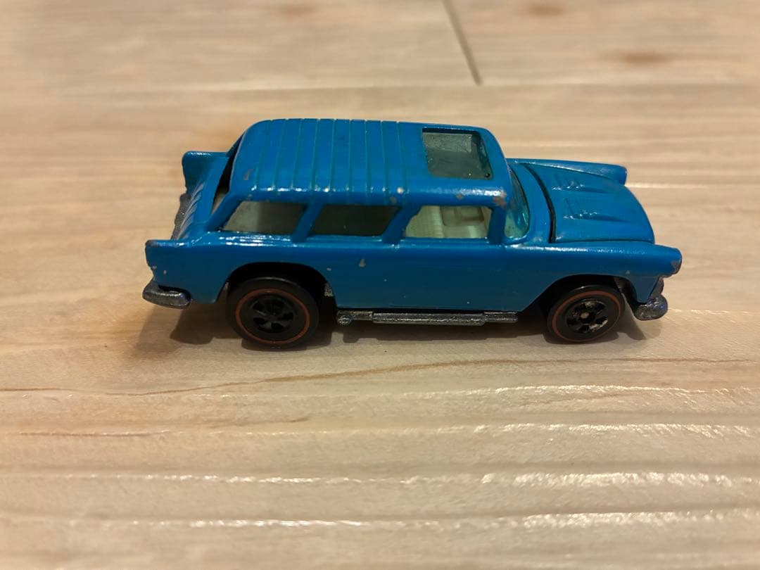 ホットウィール　レッドライン　アライブ　‘55 ノマド