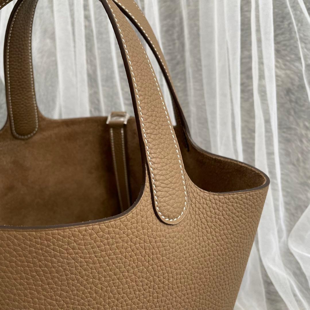 プレミアム 本革 キューブバッグ ハンドバッグ MM グレージュ シルバー金具