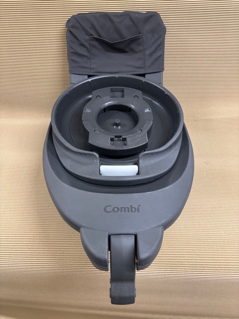 コンビ　The S 乗せ替え用　チャイルドシート　のせかえベース