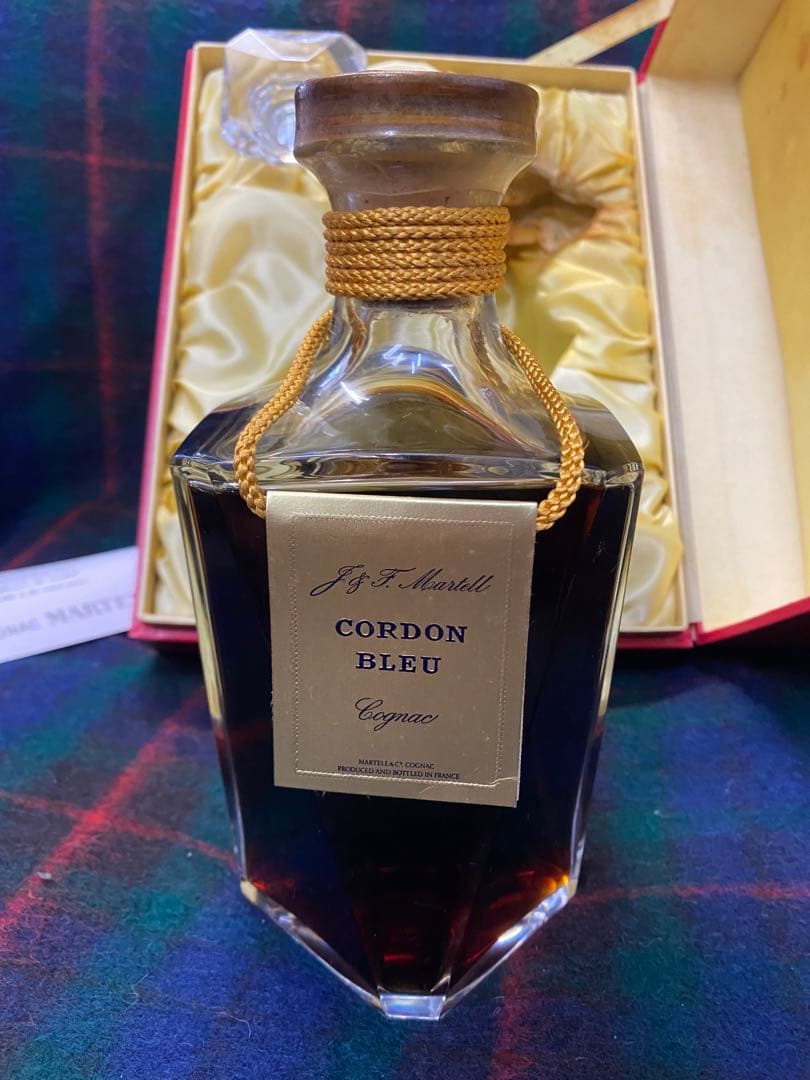 マーテル コルドン ブルー バカラ クリスタル 700ml コニャック 箱付き