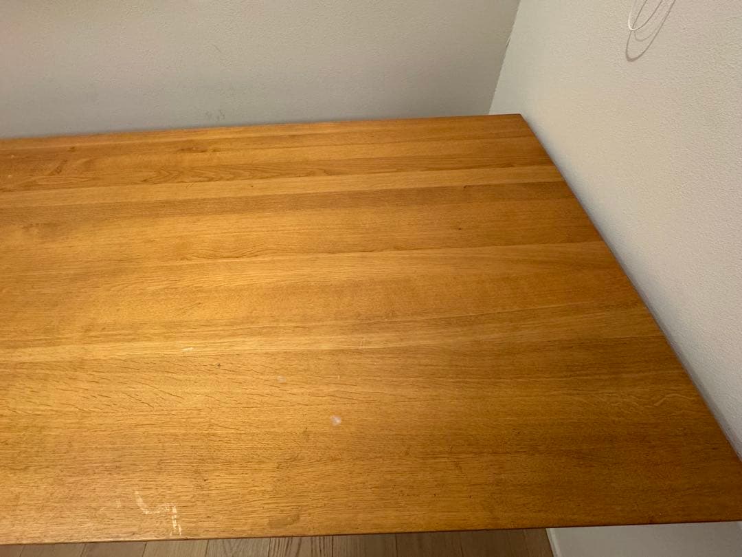 ヴィトラ　ジャンプルーヴェ　EMテーブル