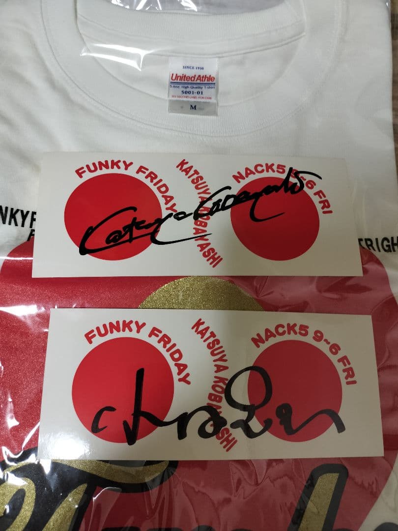 新品!!未開封!!ファンキーフライデー日の丸Tシャツ