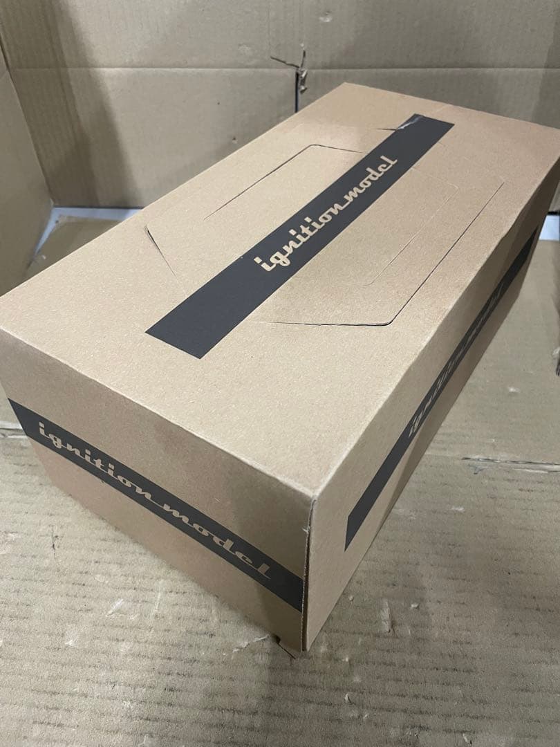 ミニカー ignition model 1/18 Light Blue llic