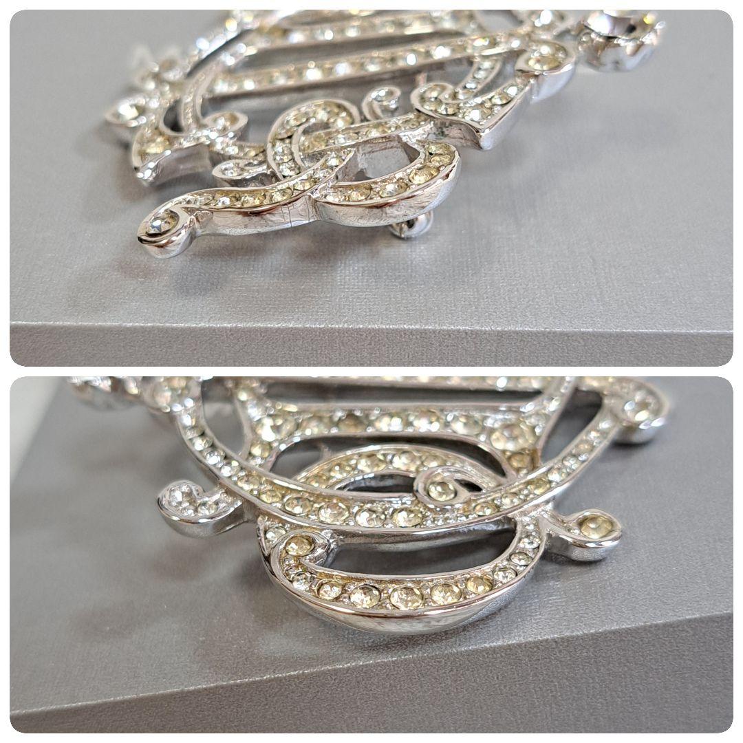 極美品✨クリスチャンディオール エンブレムロゴブローチ ライン