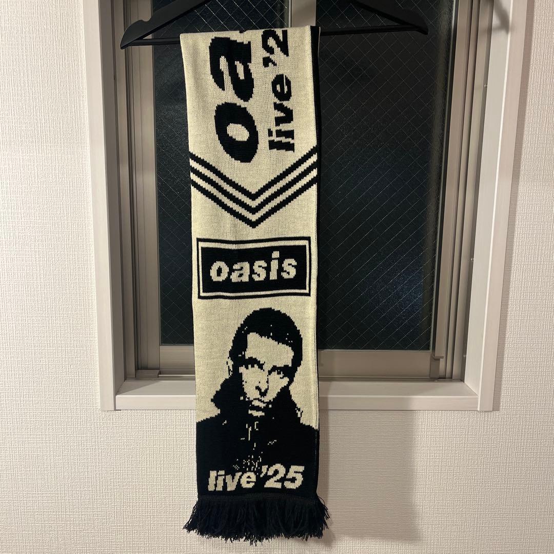 限定】オアシスlive '25 フットボールマフラー - メルカリ
