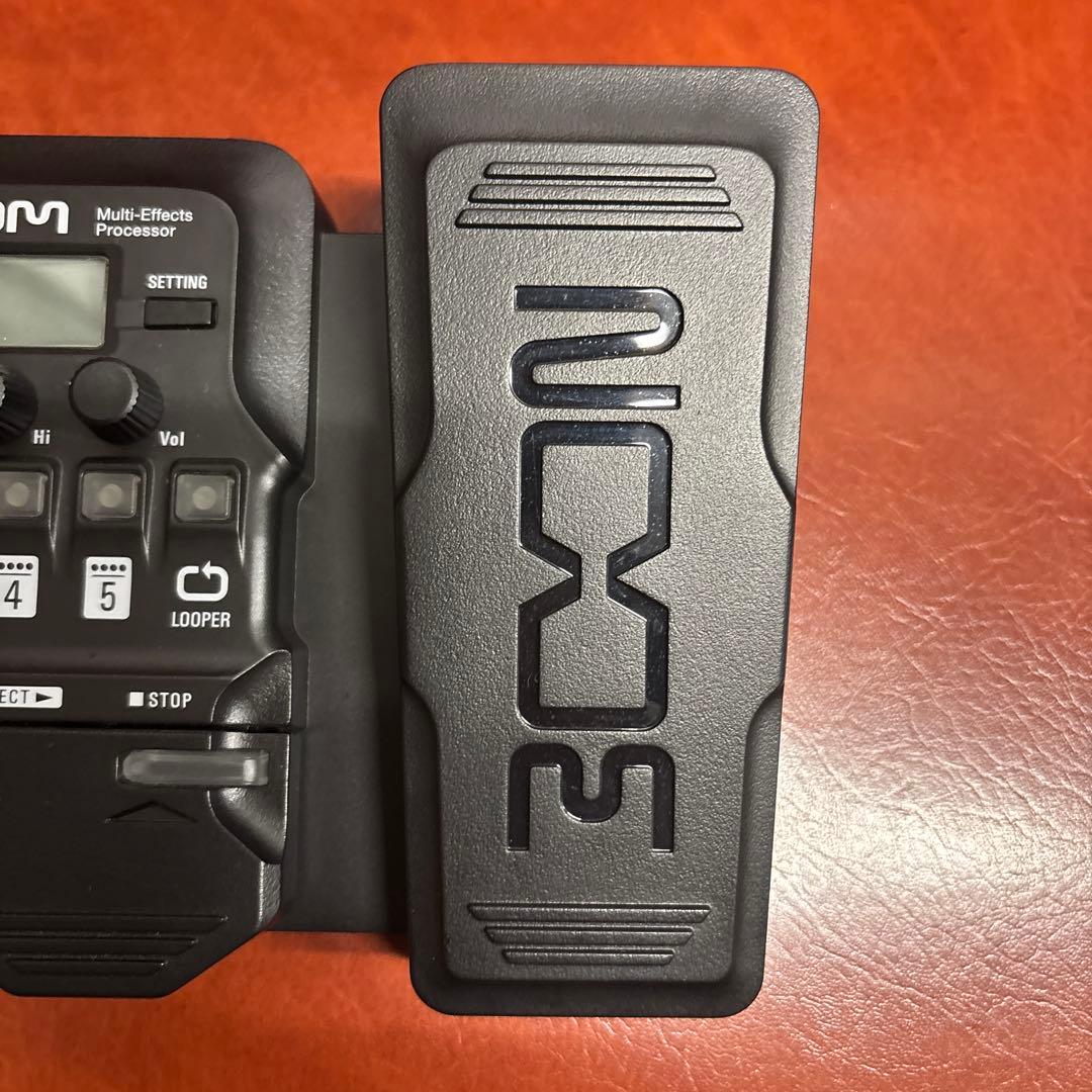 ZOOM G1 FOUR/G1X FOUR マルチエフェクトプロセッサー ZOOM G1X FOUR